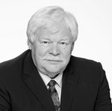 Portraitfoto von Professor Dr. Horst Hippler