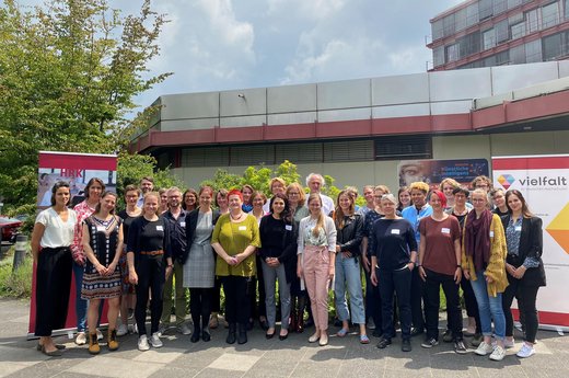 Gruppenfoto der Teilnehmenden