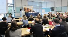 Teilnehmerinnen und Teilnehmer des Workshops "Institutionelle Sprachenpolitik an Hochschulen - Fortschritte und Herausforderungen" am 24./25.01.2018 in Bonn